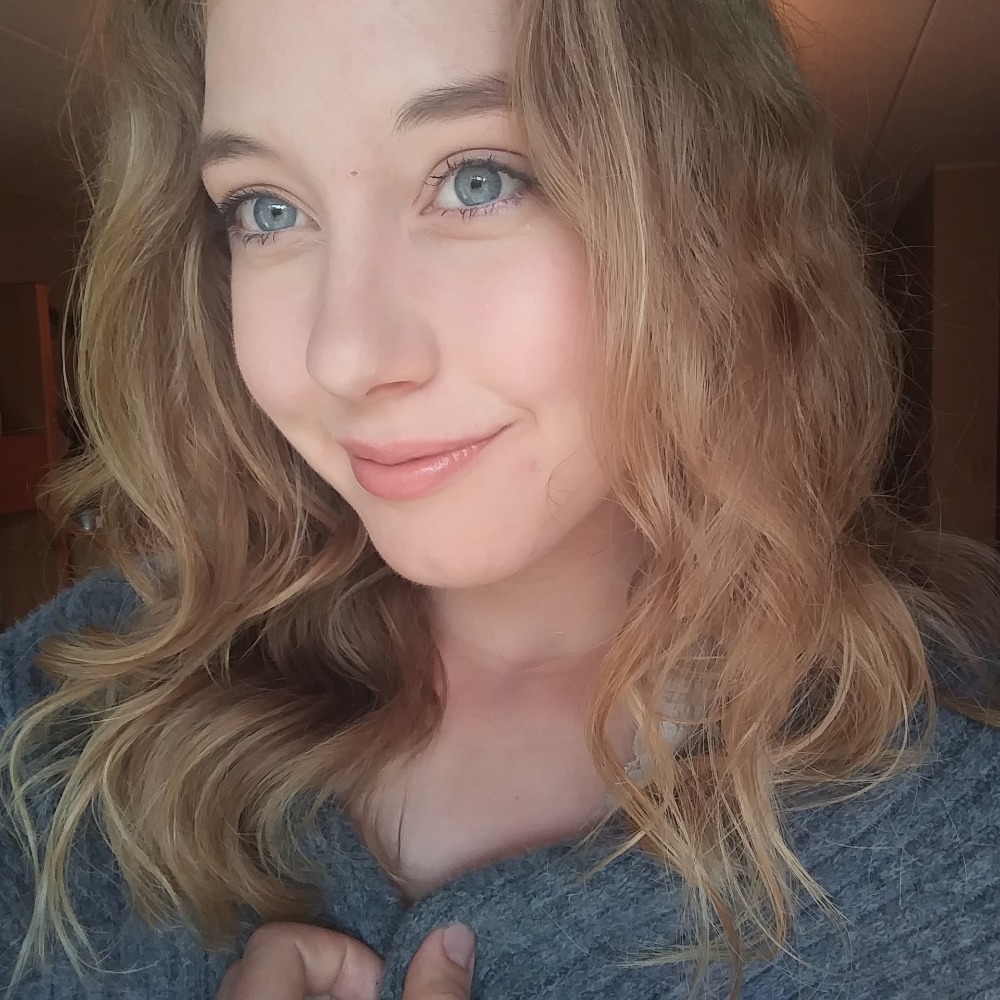 Meet your Posher, Lauren